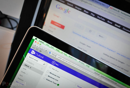 1344777273_outlookcom-vs-gmail-0.jpg