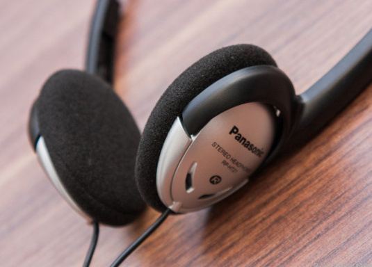 1360326601_panasonicht-21headphones615000503620x443.jpg