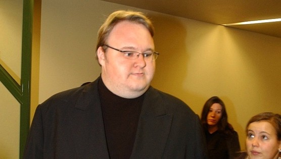 1330477725_kim-schmitz-kim-dotcom-1991102847.jpg