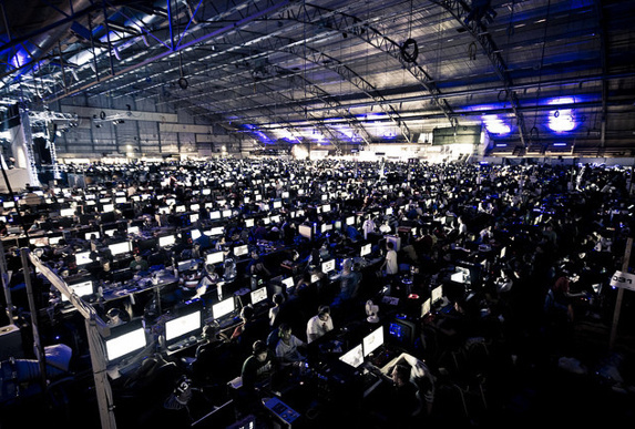 1377858630_dreamhacksummer2012.jpg