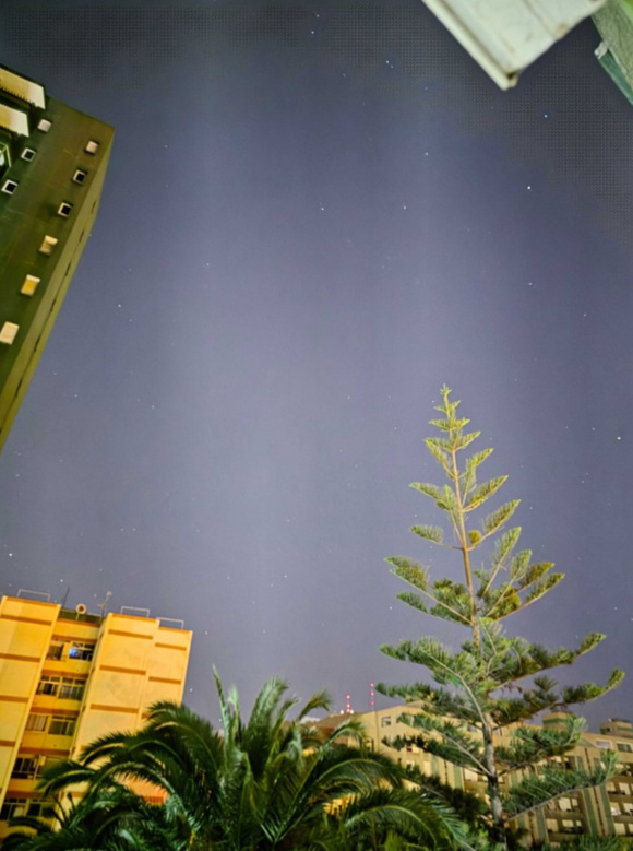 Galaxy S25'de kamera sorunu ortaya çıktı, Samsung hemen güncelleme yolladı - Resim : 1