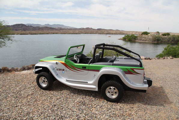 1372762015_003-watercar-panther.jpg