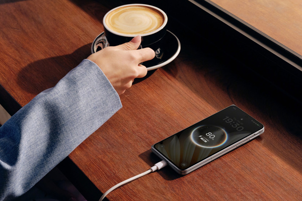 OPPO Find N5, katlanabilir teknolojide yeni bir çağ başlıyor - Resim : 1