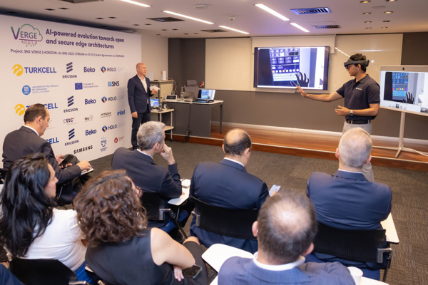 5G ile 300 km mesafeden gerçek zamanlı tasarım deneyimi - Resim : 2