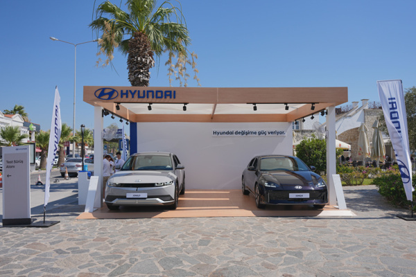 Hyundai, yazın enerjisini Ege sahillerine taşıyor - Resim : 1