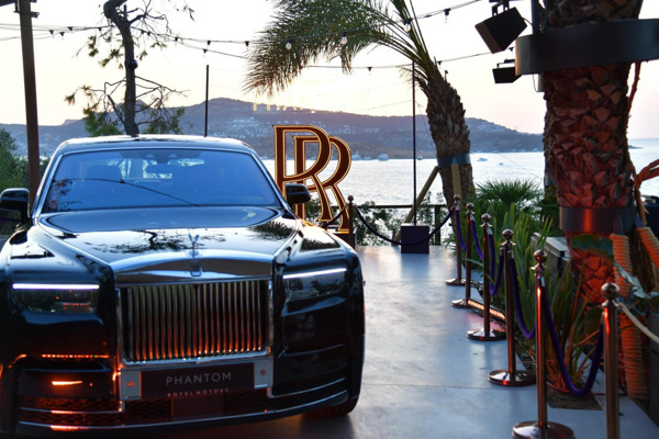 Rolls-Royce’un asırlık efsanesi Phantom, Scorpios’ta - Resim : 1