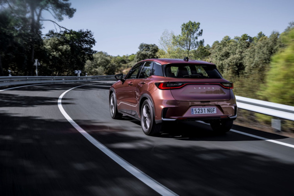 Lexus Lüks Deneyimini Tüm Duyulara Hitap Ederek Yeniden Şekillendiriyor - Resim : 2