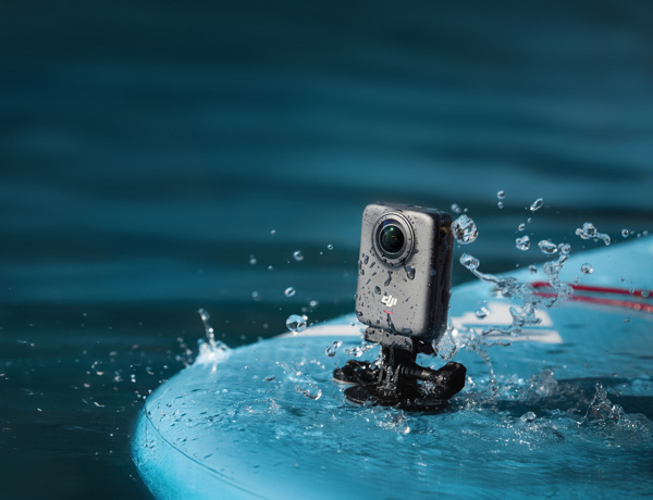 DJI’DAN YENİLİKÇİ ÜÇLÜ: OSMO 360, MINI 5 PRO VE MIC 3 - Resim : 1