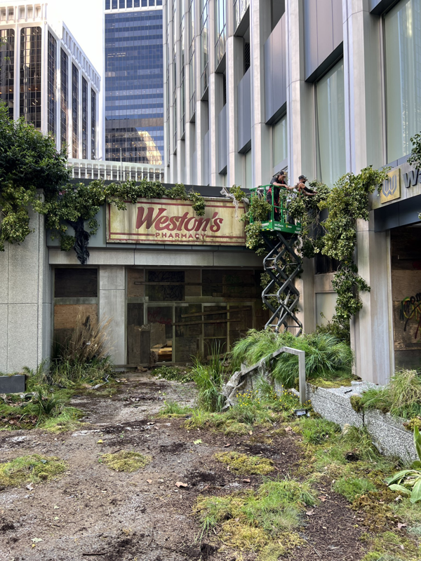 Last of Us 2 setinden yeni fotoğraflar sızdı - Resim : 1