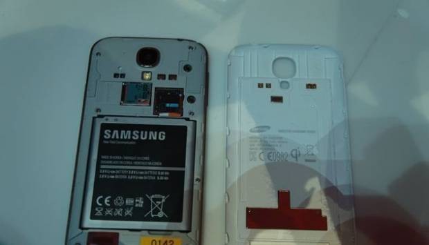 Samsung Galaxy S4 aksesuarları - Resim: 13