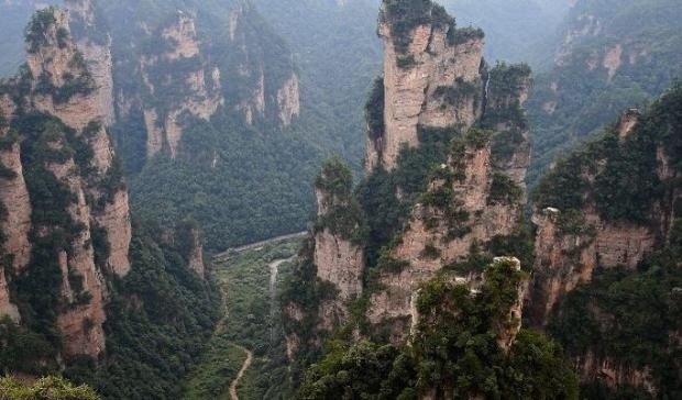 Dünyanın en yüksek ve en uzun cam köprüsü - Resim: 9