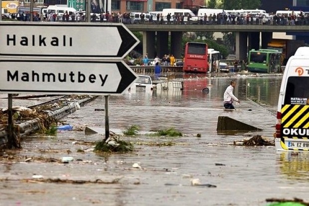 Dünyanın en büyük sel felaketleri - Resim: 13