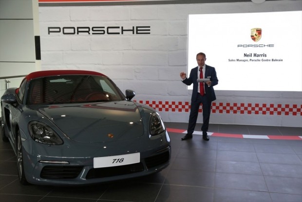 Porsche'un yeni modelleri 718 Boxster ve 718 Boxster S - Resim: 15