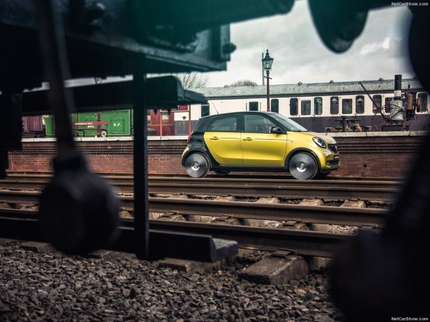 Tren raylarında gidebilen otomobil ''Forrail'' - Resim: 11