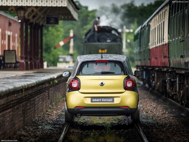 Tren raylarında gidebilen otomobil ''Forrail'' - Resim: 5