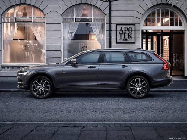 Volvo V90 Cross Country 2017 - Resim: 24