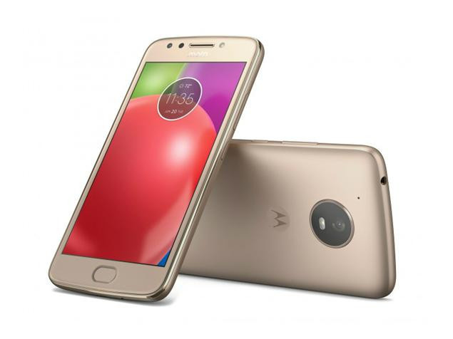 BİM'den uygun fiyata Lenovo Moto E4! - Resim : 1