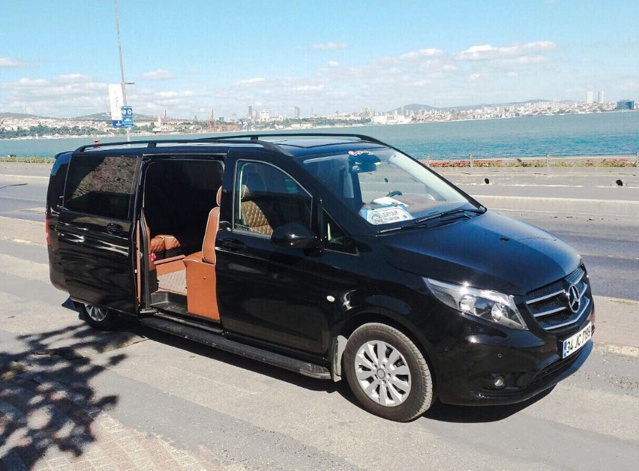 Mercedes 774 bin aracını geri çağırıyor! - Resim : 1
