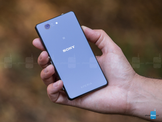1414783272_sony-xperia-z3-compact.jpg