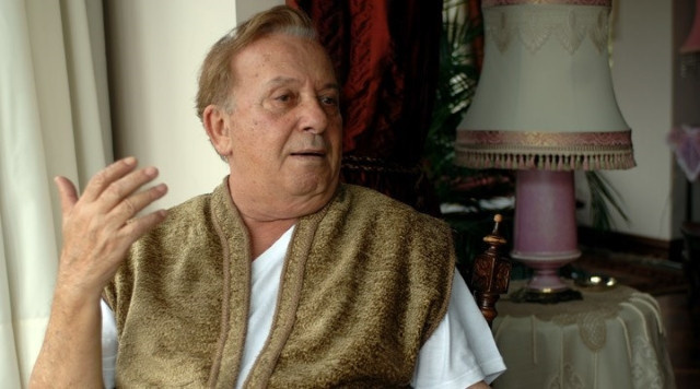 Twitter onu konuşuyor! Ünlü sanatçının vefat haberi herkesi üzdü! - Resim : 1