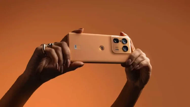 Motorola bu defa büyük oynuyor - Resim : 1