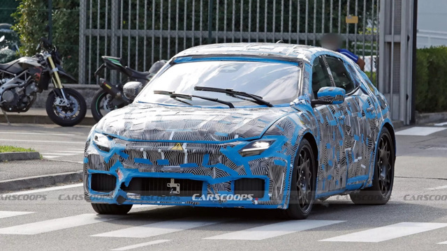 Ferrari'nin ilk elektrikli otomobili görüntülendi, işte tasarımı ve fiyatı - Resim : 1