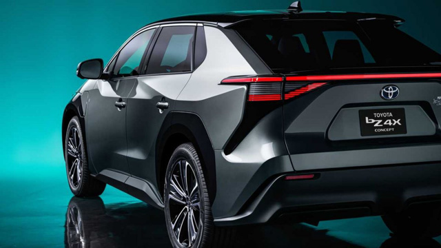 Herkes şokta, Toyota popüler otomobilinin ismini değiştiriyor - Resim : 1