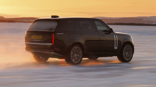 Range Rover Electric, kutup soğuklarında gücünü gösterdi - Resim : 1