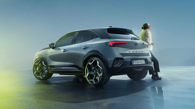 Opel en hızlı elektrikli modelini tanıttı! - Resim : 2