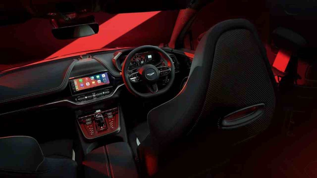 Aston Martin DBX S tanıtıldı: 727 Beygirlik yeni SUV sahneye çıktı - Resim : 3