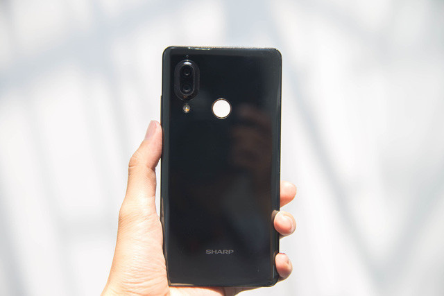 İşte Sharp'ın çarpıcı akıllı telefonu Aquos S3! - Resim : 2