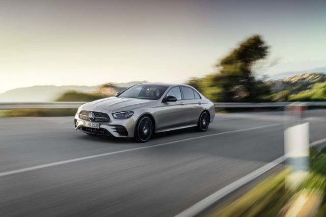 Yeni Mercedes-Benz E-Serisi tanıtıldı - Resim: 7