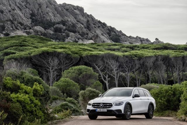 Yeni Mercedes-Benz E-Serisi tanıtıldı - Resim: 10