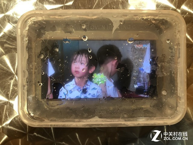 Huawei Mate 10 Pro derin dondurucuya atıldı - Resim : 2