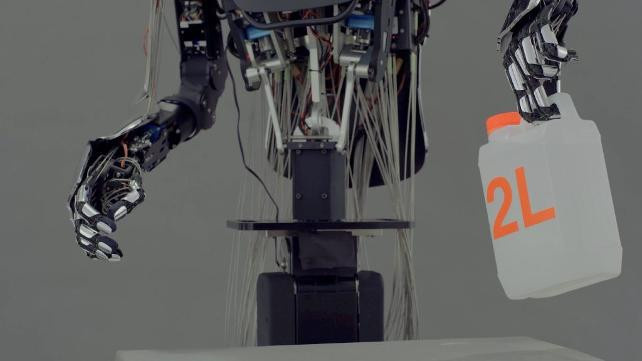 İnsan elini taklit eden robot geliştirildi! - Resim : 1
