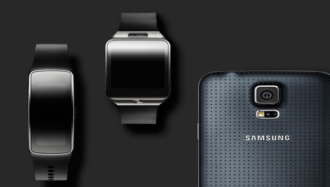 1394093979_samsung-galaxy-s5-gear.jpg