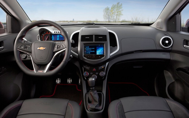 1376396867_2013-chevrolet-sonic-rs-interior-1024x640.jpg