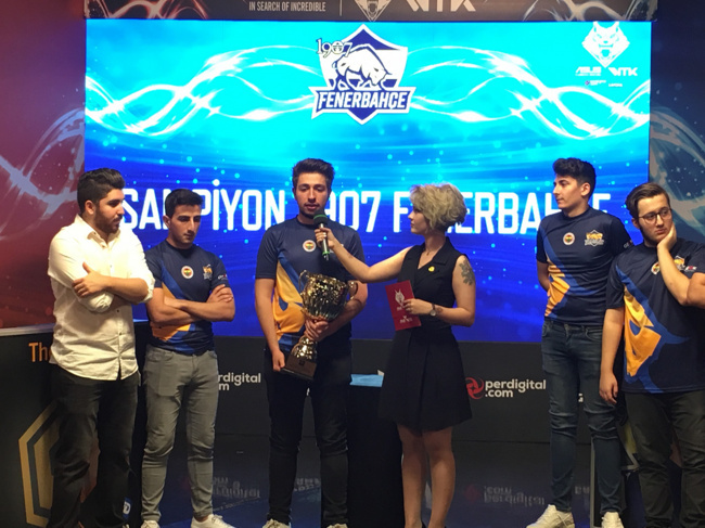 ASUS Wolfteam Türkiye Kupası Şampiyonu 1907 Fenerbahçe! - Resim : 1