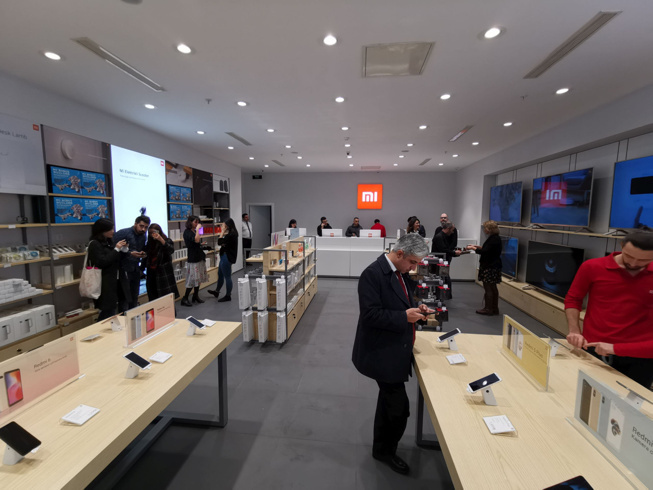 Xiaomi ikinci mağazaya özel fiyatları açıkladı! - Resim : 1