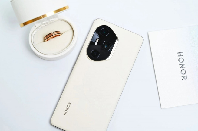 Honor 300 Serisi için Lansman Tarihi Geldi - Resim : 1