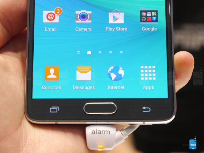 1410188080_fingerprint-scanner-in-the-home-button.jpg