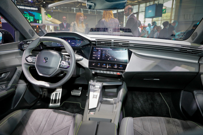 Yeni Peugeot 408: Paris Otomobil Fuarı'nda ilk kez görücüye çıktı! - Resim : 2