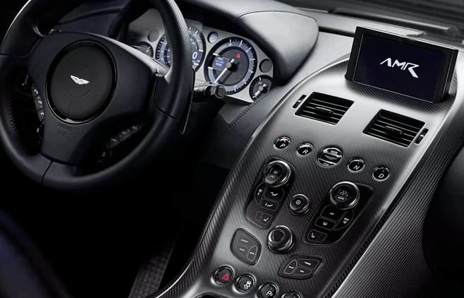 Aston Martin Rapide AMR gün yüzüne çıktı! - Resim : 2