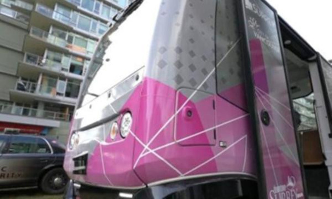 Sürücüsüz otobüs görücüye çıktı! - Resim : 1