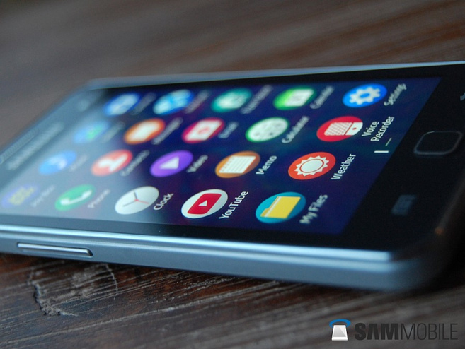 1437034487_samsung-z1.jpg