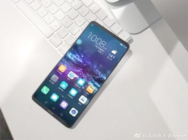 Honor Note 10 ön yüzünü de gösterdi - Resim : 1