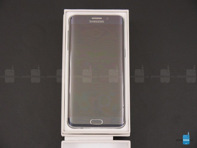 1439617828_samsung-galaxy-s6-edge-unboxing-3.jpg