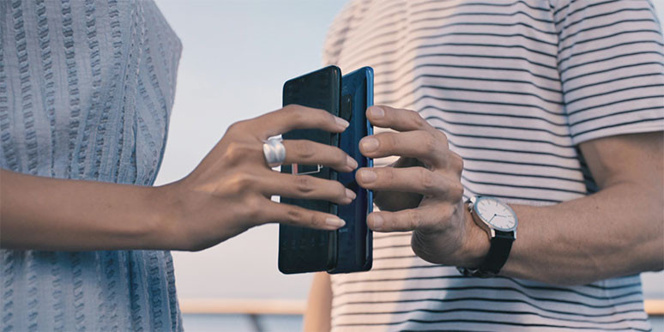 Huawei Mate 20 Pro kablosuz ve ters şarj özellikleri! - Resim : 1