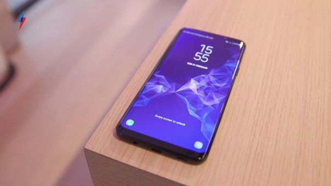 Samsung Galaxy S10e tanıtıldı! - Resim : 4