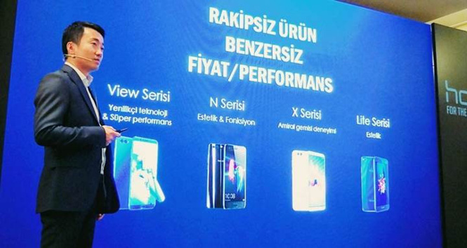 Honor 10'un fiyatı ortaya çıktı! - Resim : 1